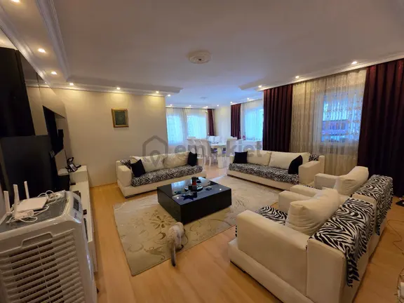 Beylikdüzü Adnankahveci De Umut Sitesi Satılık 3+1 Daire 1