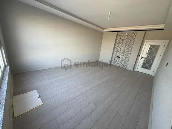 Selahattin Eyyubi Mah. 3+1 Ara Kat Daire Satılık 2