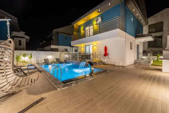 Fethiye Gunlukbasinda Satılık 3+1 Full Eşyali Site Icınde Villa 2