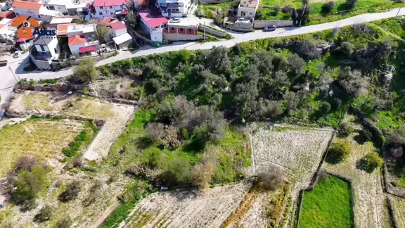 Karaburun Eğlenhoca'da İmar Sınırında |306 M² Doğa İçinde 2