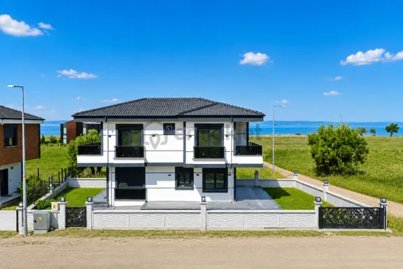 Umas Solutıon'dan Deniz Manzaralı - Önü Açık Ferah 4+1 Villa 1
