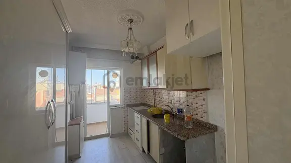 Beykent'te Kiralık 2+1 Daire 2
