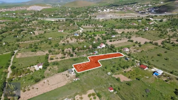 Acill Satılık Gözebaşı'nda Satılık 2318 M² Hisseli Tarla 1