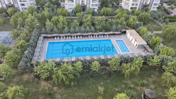 Araştırmaya, Yeni Maliyeye, Cezaevine Ve Winstown Avmye Yürüme 1