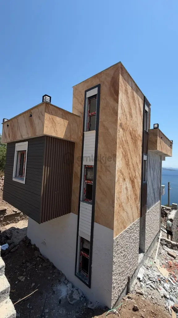 Çandarlı'da Full Deniz Manzaralı Sonsuzluk Havuzlu Villa 2