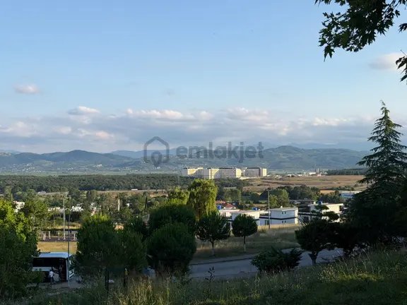 Sakarya Camili'de Kiralık: 3+1, 110 M2, Daire 2