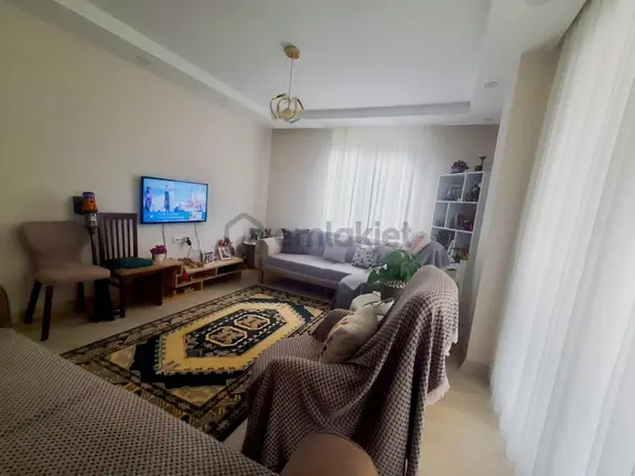 Cennet Mahallesi'nde Satılık 3+1 Otoparklı 2