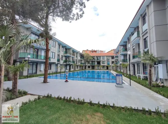 Merkezde Havuzlu En Prestijli Sitelerden Birinde Eşyalı 2+1 1
