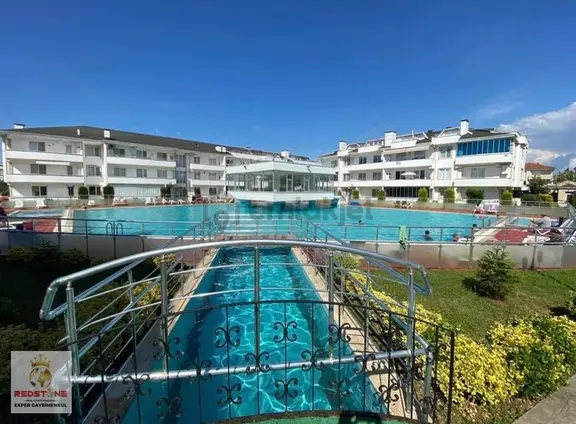 Karasu Da Havuz Manzaralı Ara Kat Eşyalı 2+1 Satılık Yazlık 1