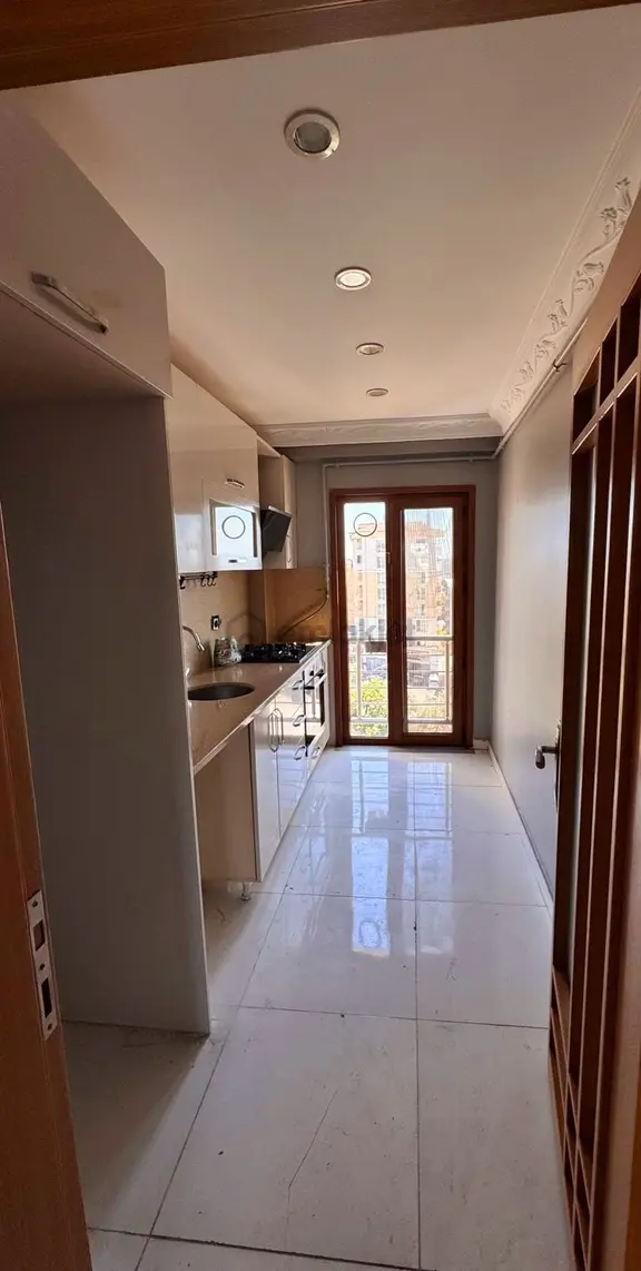 Yalı Mah Ferah Arakat Balkonlu Metroya Yakın 3+1 Satılık Daire 2