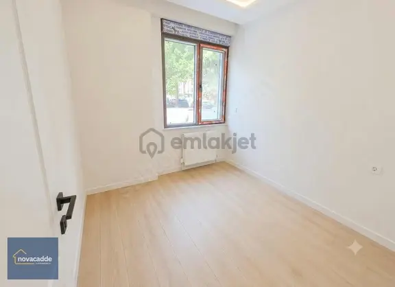 Kozyatağı'nda Sıfır Binada Yatırımlık 1+1 Satılık Daire 2