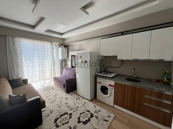 Amazon'dan Müze Civarı Merkezi Konumlu 1+1 Eşyalı Kiralık Daire! 2