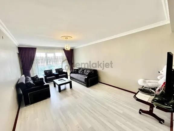 Avantaj'dan Küçük Kayaş'ta Ultra Geniş 3+1 Ebeveyn Banyolu Daire 1