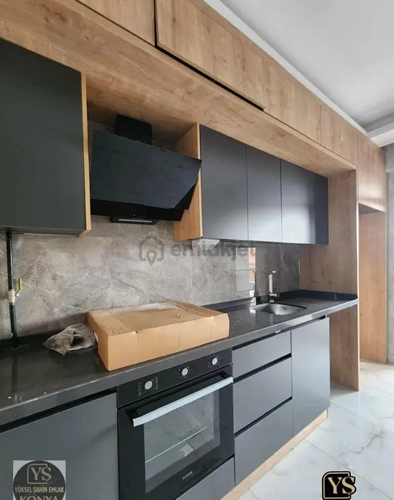 Yüksel Şahinden Mete Konakları Pazar Yeri Yakını Asansörlü 2,5+1 Satılık Daire 1