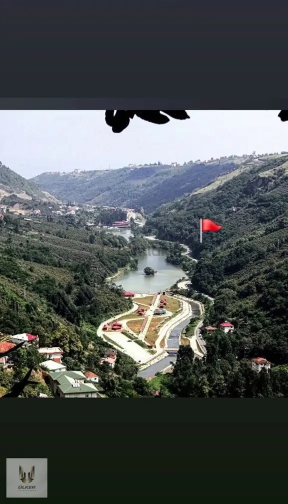 Ülker Den Trabzon Sera Gölünde Satılık Tarla 1