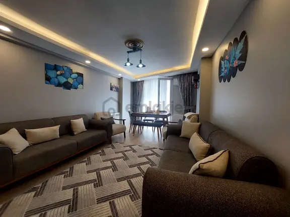 Gaziosmanpaşa Küçükköy Yeni Mah Acil Satılık Birinci Kat Balkonlu 2+1 95 M2 2