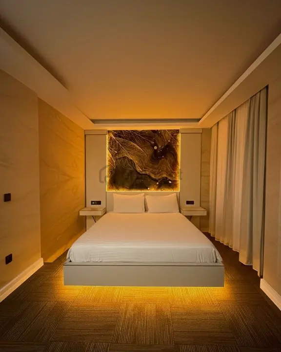 Jakuzili Lüks Oda – Günlük Kiralık, Şehir Merkezinde 7/24 Hizmetinizde 1