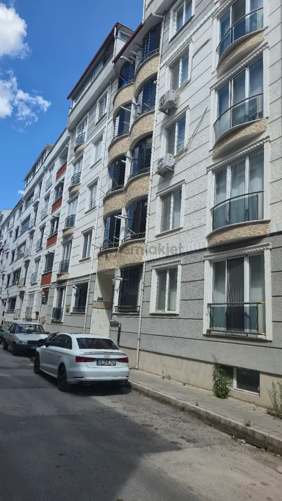 Kırklareli Merkez Karakaş Mahallesinde 2+1 Kiralık 1