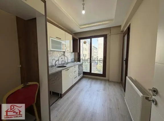 Göral Emlaktan Evronosta Kiralık 2+1 Arakat 2