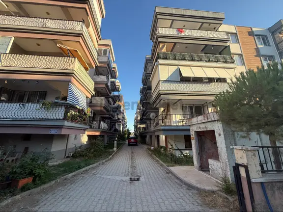 Kale Gayrimenkul’den Altınkum’da Satılık 3+1 Ara Kat Ful Eşyalı Daire 2