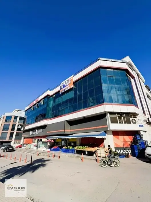 Evsam'dan Canik Belediyesi Karşısı 1500m2 2katlı Kiralık İş Yeri 1