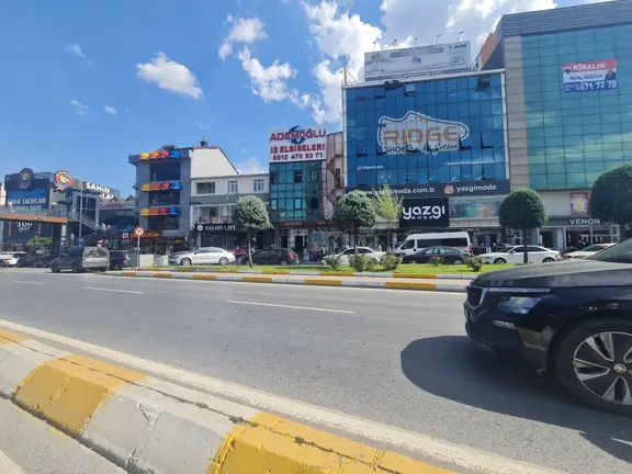Satılık Mall Of İstanbula Cephe Bina 2