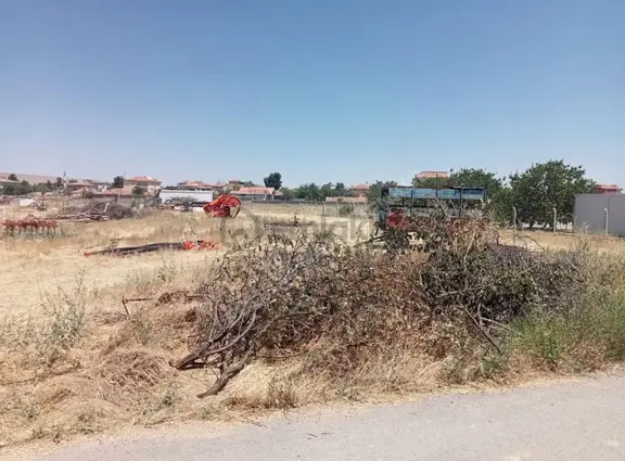 Fourx4 Gayrimenkulden Yazıhan Merkezde 662 M2 İmarlı Fırsat Arsa 1