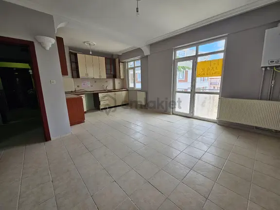 Sevgim'den Gültepe'de Kiralık Geniş 1+1 Kiralık Daire 1