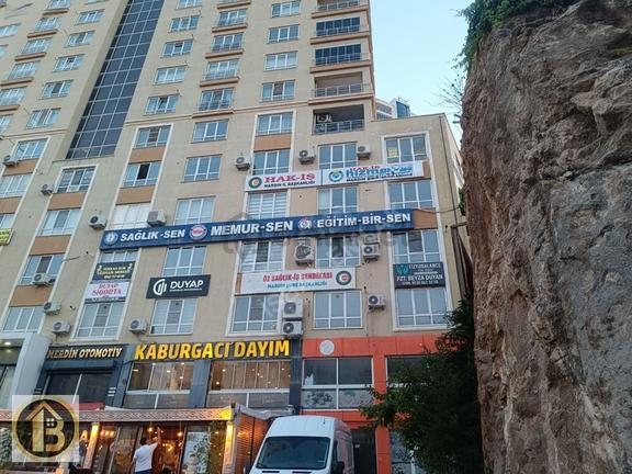 En İşlek Yerde Satılık İş Yeri Ofis 2