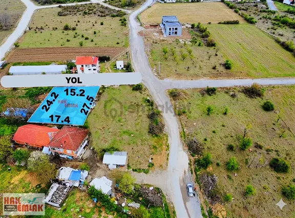 Hak Emlak'tan Sarayyeri Mahallesinde Satılık 400 M² Fırsat Arsa 2