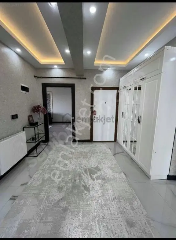 Doğukentte Acil Satılık 180 M2, Çift Banyo, Çift Balkon, Full Yapılı 3+1 2