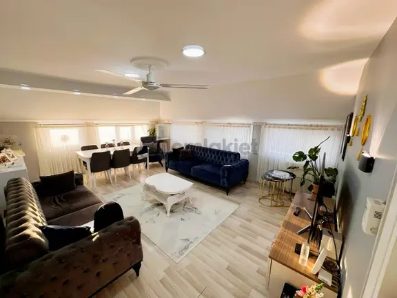 İcadiye' De Kapanmaz Boğaz Manzaralı Satılık Daire 1