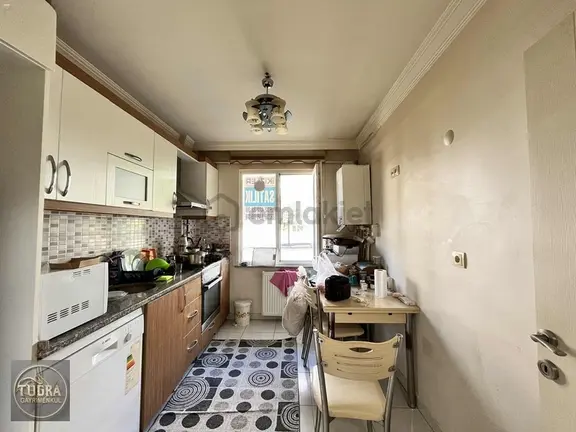 Tuğradan Kıvanç Civarı 3+1 Site İçerisinde Satılık Daire 2