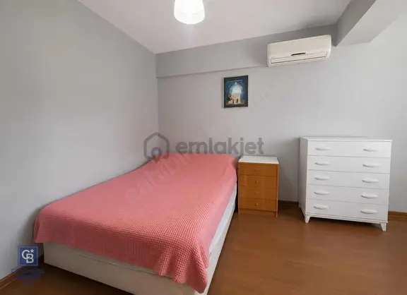 Narlıdere Ilıca Mahallesinde Hastane Yakınında 3+1 Kiralık Daire 2