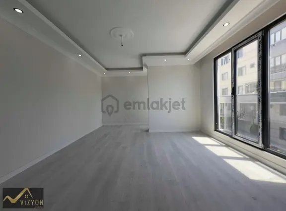 Vizyon Emlak'tan Fsm Cad Üzeri 2+1 90 M2 Asansörlü Ara Kat 1