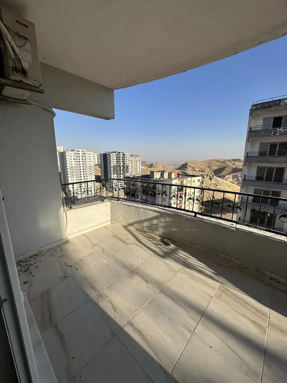 Sürer Emlak`tan Satılık Lüks 4.5+1 Daire`miz Ara Kat Ve Kiracılı 2