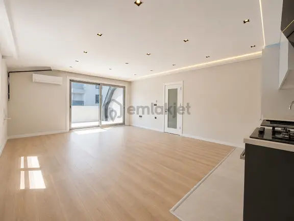 Bahçelinizamda Teraslı, Yerden Isıtmalı, Yüksek Tavanlı, 2+1 Lüx 2