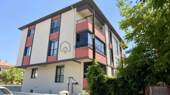 Remax Dem'den Bahçelievler Mah. 100 M2 2+1 Fırsat Satılık Daire 1
