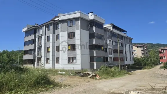 Cide İlkim Emlak'tan Geniş Satılık 2+1 Şube Yolunda 1