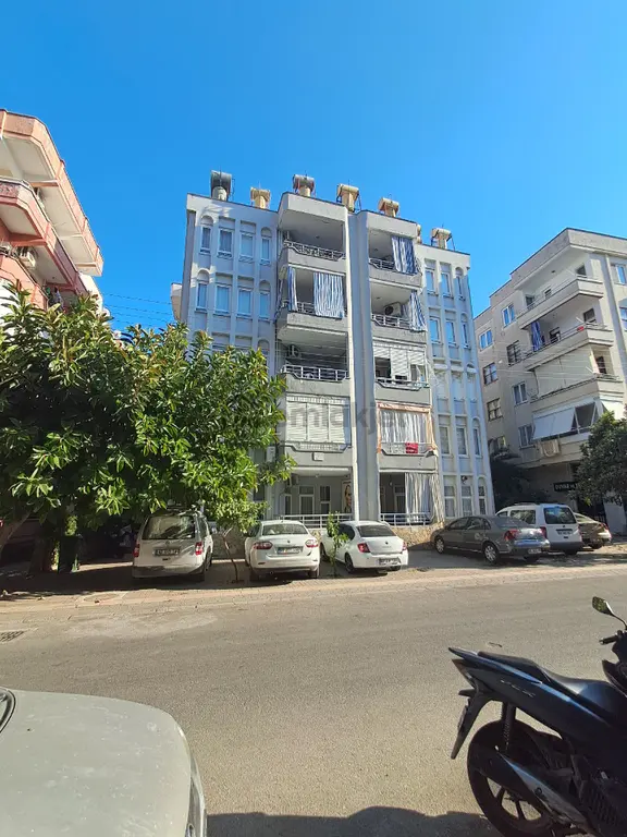Denize Yakın 3+1 Ayrı Mutfak Daire 1