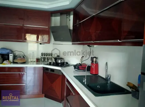 Mudanya Kumyaka'da 3 Dönüm Arazi İçerisinde Satılık Villa 2
