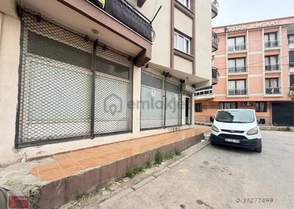 Buca Fırat Mahallesinde Satılık 155 M2 Köşe Dükkan!!! 2