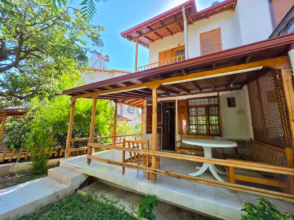 Özdere'de Denize 350 Mt 2.5+1 Villa 2