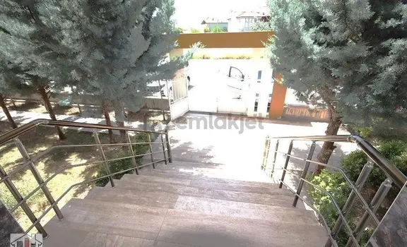 Hasas Mahallesinde Site İçinde Sıfır Ayarında Kiralık 3+1 Daire 2