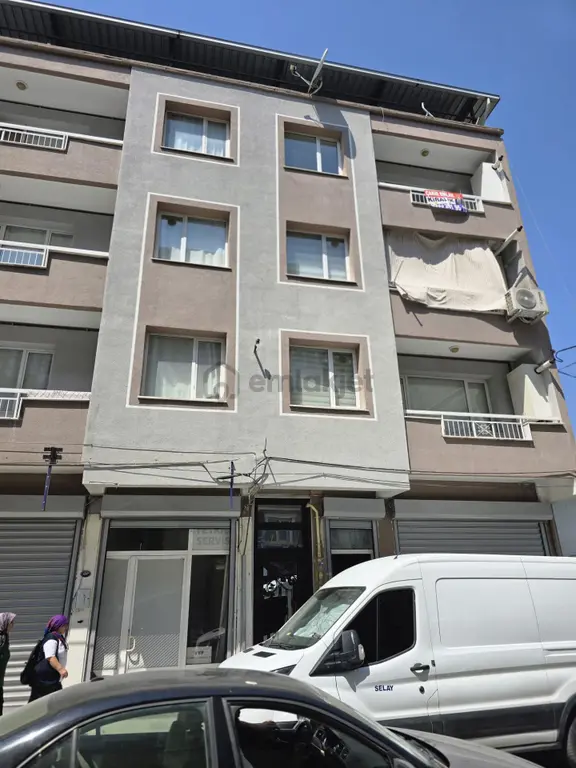 Balçovada Ata Caddesine Çok Yakın D.gazlı Kiralık 3+1 Daire 2