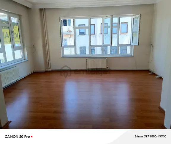 Kurtoğlu Mahallesi 3+1 Aydınlık Kiralık Daire 2