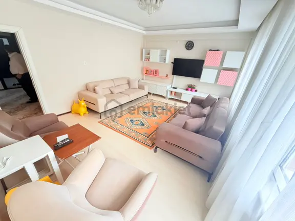 Tırpan Gayrimenkulden Ömerbey Mah.2+1 100m2 Merkezde Masrafsız Daire 1