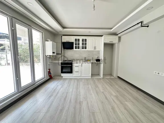 Tuğra'dan Çobançeşme Mah. 1+1 Kiralık Daire 2