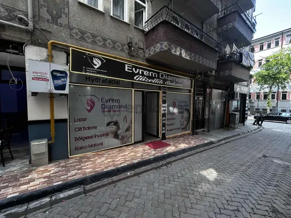 İnvestor Gayrimenkul Devren Kiralık Güzellik Merkezi 1
