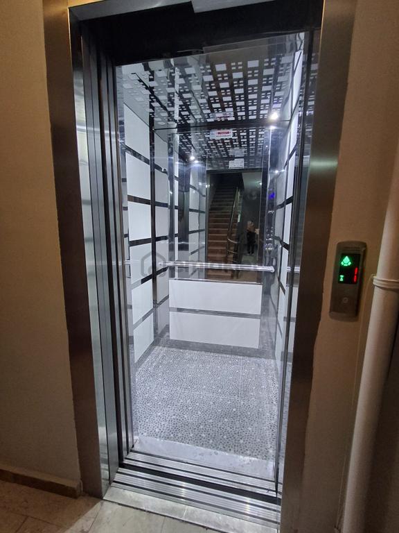 Aksaray Ereğlikapı Mah.yeşil Cami Civarı Satılık 3+1 Temiz Ve Geniş Daire 1